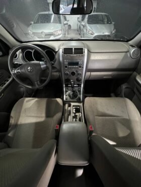 SUZUKI GRAND VITARA AT 2.4 4X4