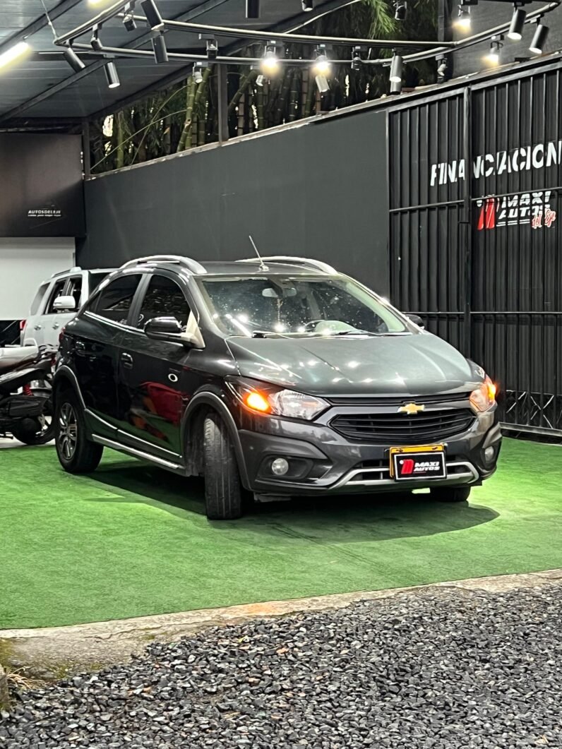 
								CHEVROLET ONIX ACTIVE 1.4 MT full									