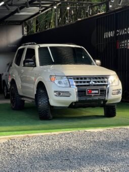 
										MITSUBISHI MONTERO HARD TOP 3.5L AT 4×4 full									