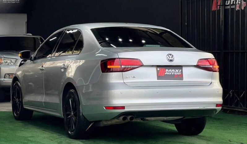 
								VOLKSWAGEN NEW JETTA COMFORTLINE 2.5 AUT full									
