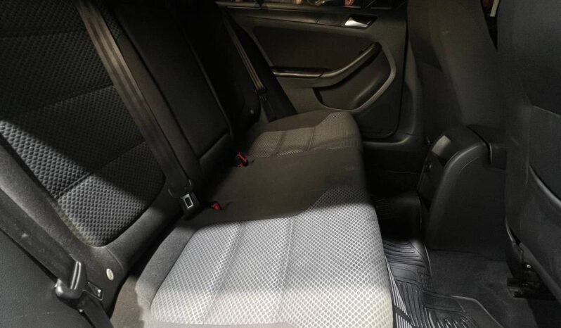 
								VOLKSWAGEN NEW JETTA COMFORTLINE 2.5 AUT full									