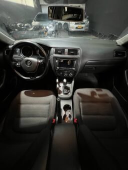 
										VOLKSWAGEN NEW JETTA COMFORTLINE 2.5 AUT full									