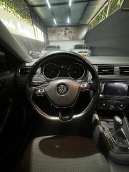 
										VOLKSWAGEN NEW JETTA COMFORTLINE 2.5 AUT full									