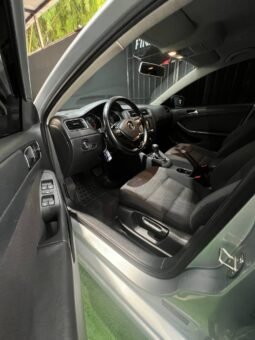 
										VOLKSWAGEN NEW JETTA COMFORTLINE 2.5 AUT full									