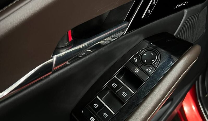 
								MAZDA CX-30 GRAND TOURING LX 2.5 full									