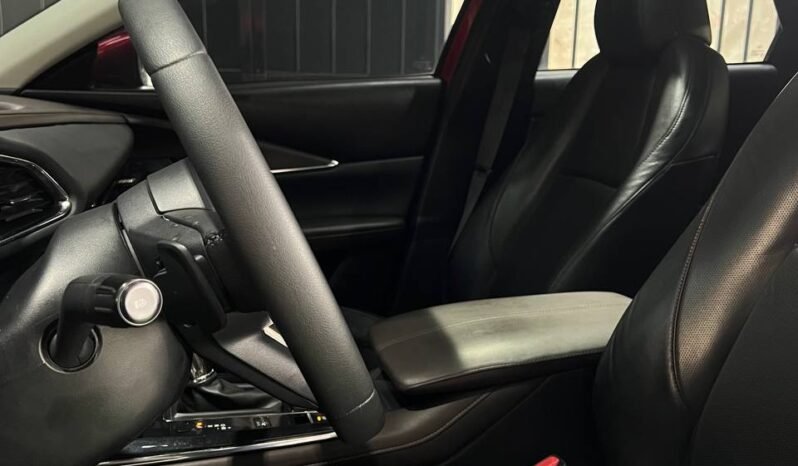 
								MAZDA CX-30 GRAND TOURING LX 2.5 full									