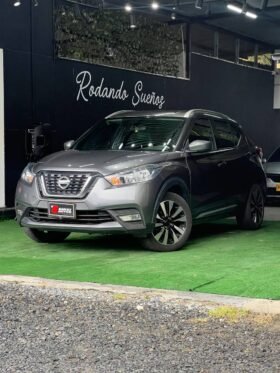 NISSAN KICKS ADVANCE MT 1.6L 4X2