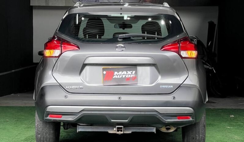
								NISSAN KICKS ADVANCE MT 1.6L 4X2 full									