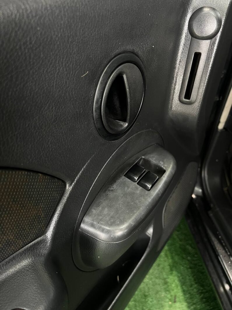 
								CHEVROLET AVEO  SD 1.6 MT full									