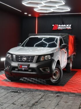 NISSAN NP300 FRONTIER-ESTACAS GASOLINA 4X2 MT