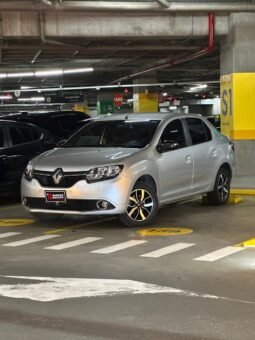 RENAULT LOGAN EXCLUSIVE 1600 AT SEDAN