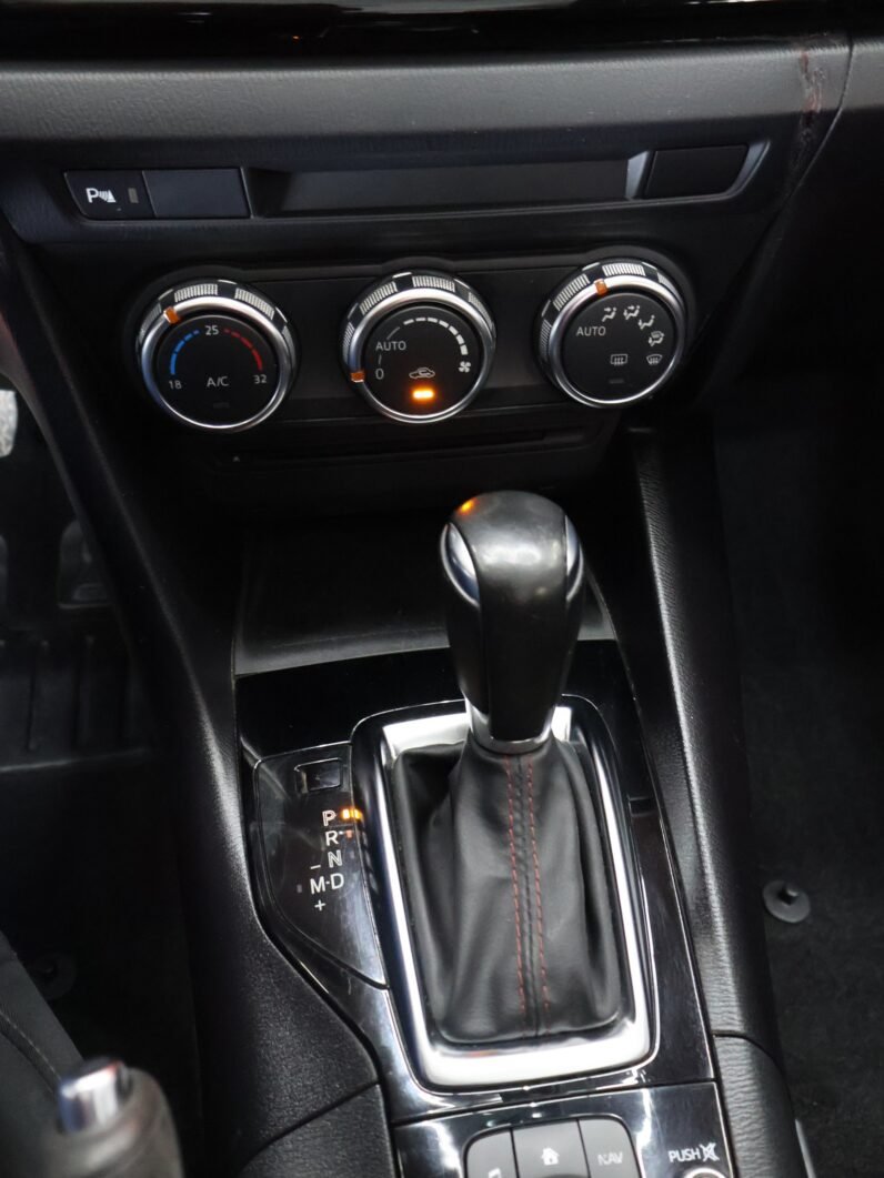 
								MAZDA 3 TOURING SD AT full									