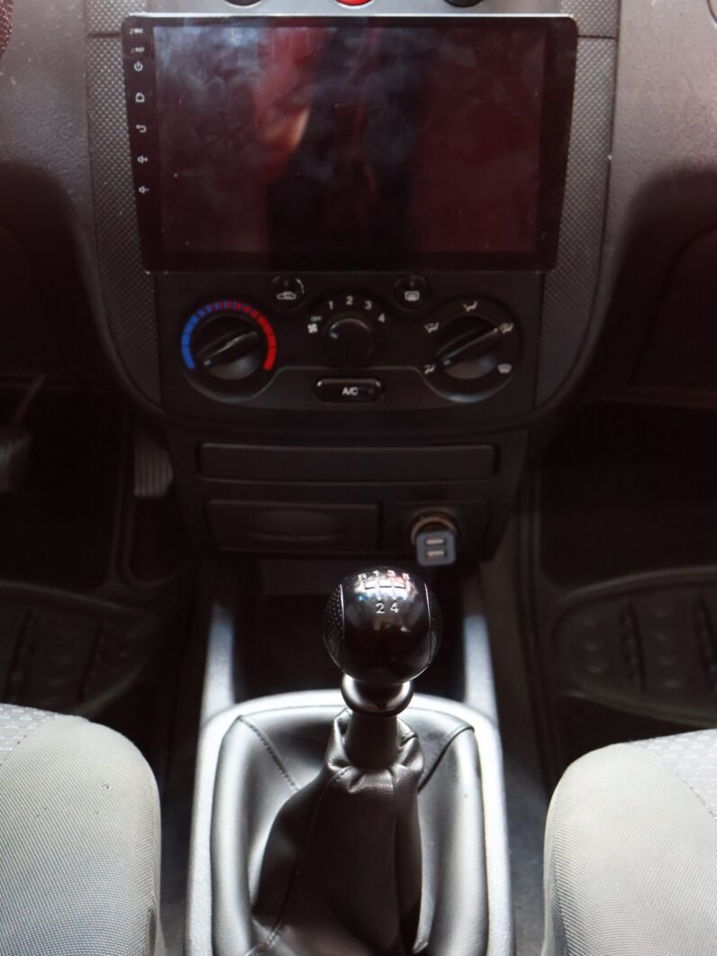 
								CHEVROLET AVEO  SD 1.6 MT full									