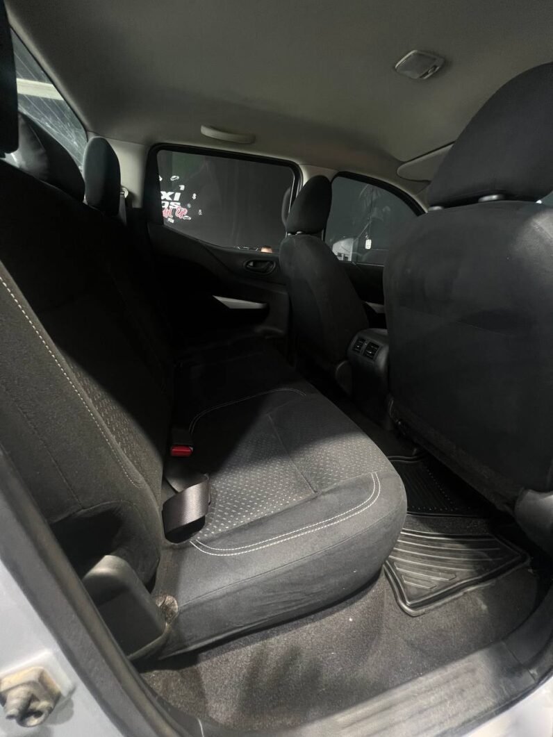 
								NISSAN FRONTIER NP300 2.5 DIESEL  MT 4X4 full									