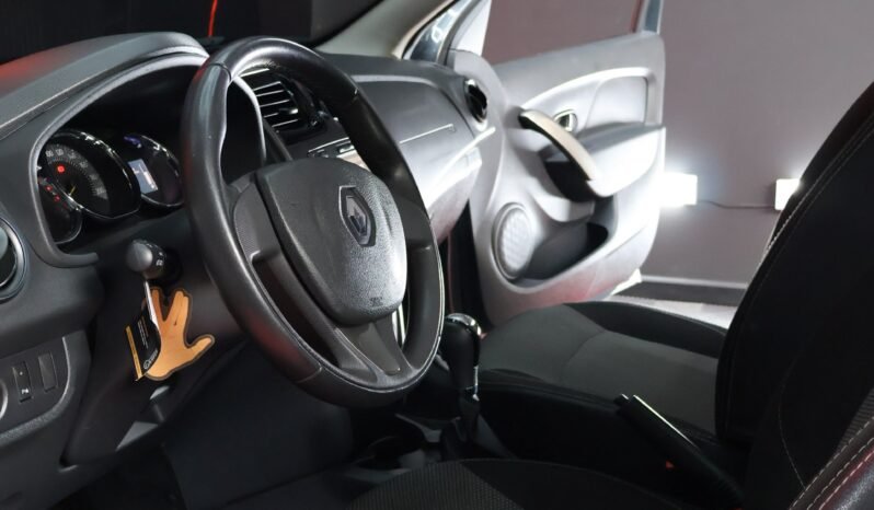 
								RENAULT LOGAN PRIVILEGE AT 1.6 SD full									