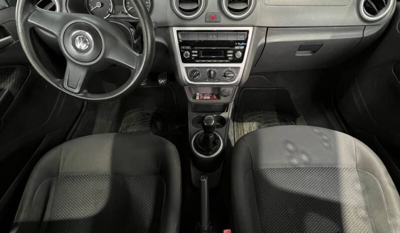 
								VOLKSWAGEN VOYAGE COMFORTLINE MT 1.6L full									