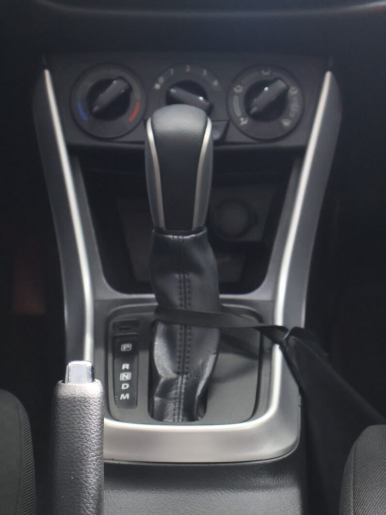 
								SUZUKI S-CROSS 2WD GL AT 4×2 full									