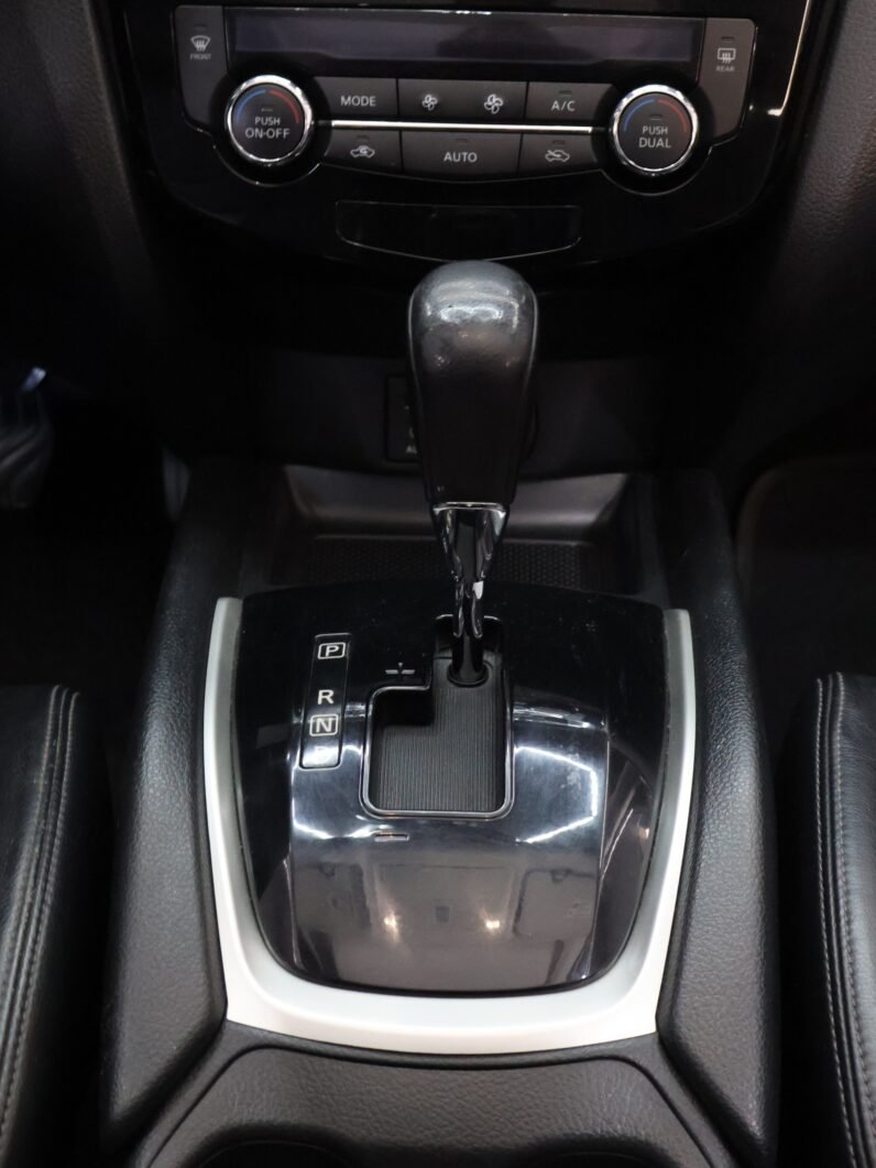 
								NISSAN XTRAIL EXCLUSIVE 2.5 AT 4X4 full									