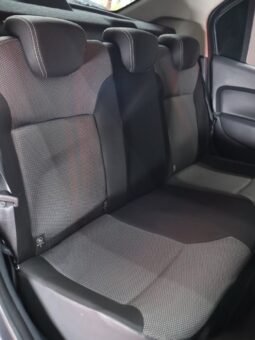 
										RENAULT LOGAN PRIVILEGE AT 1.6 SD full									