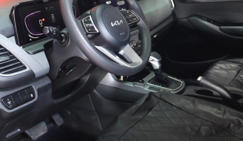 
								KIA SELTOS EMOTION 2.0 AT 4X2 full									