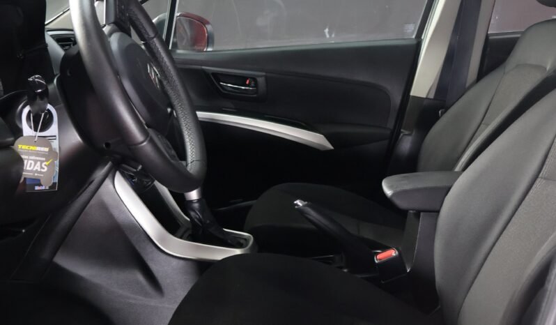 
								SUZUKI S-CROSS 2WD GL AT 4×2 full									