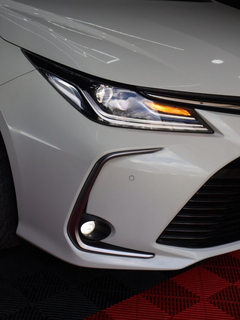 
								TOYOTA COROLLA  SEG AT HIBRIDO 1.8 AT full									