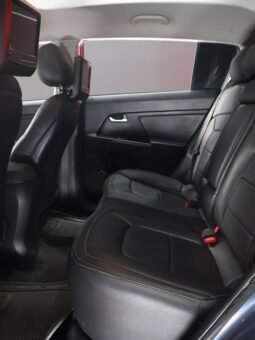 
										KIA SPORTAGE GTLINE 2.0 AT 4X4 full									