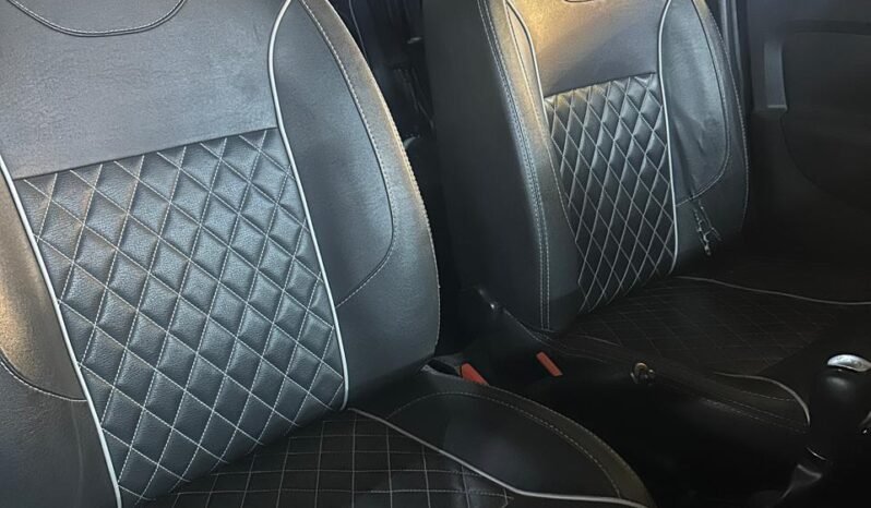 
								RENAULT LOGAN EXCLUSIVE 1600 AT SEDAN full									