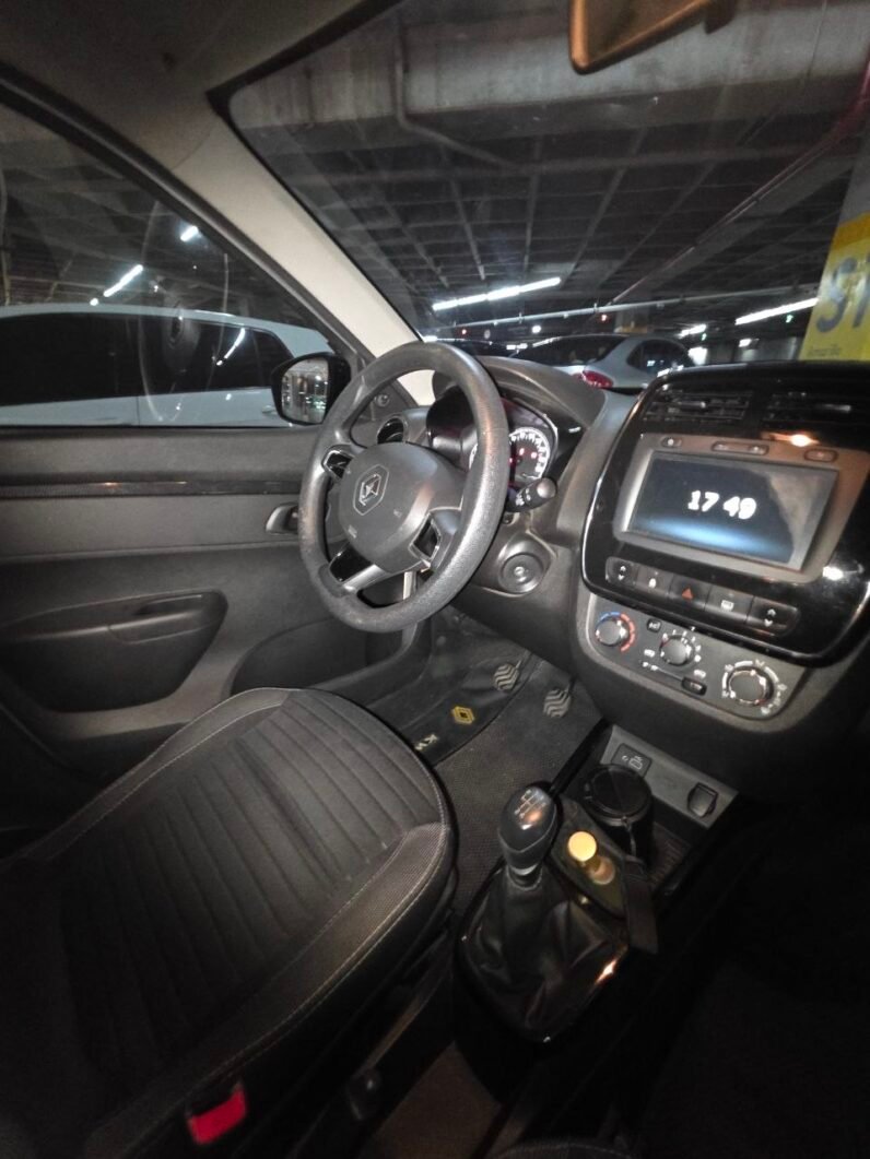 
								RENAULT KWID ICONIC 1.0 MT full									