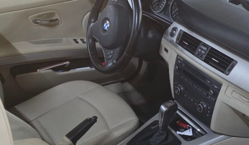 
								BMW 325I CABRIOLET CONVERTIBLE 2.5 AT full									