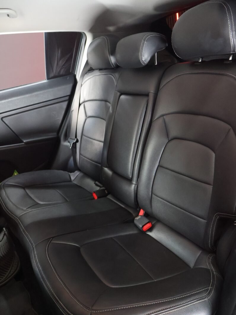 
								KIA SPORTAGE GTLINE 2.0 AT 4X4 full									