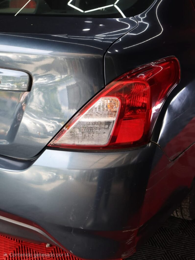 
								NISSAN VERSA SENSE MT 1.6 full									