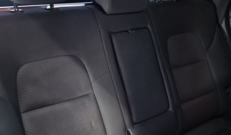 
								HYUNDAI TUCSON GL ADVANCE MT 2.0 GSL full									