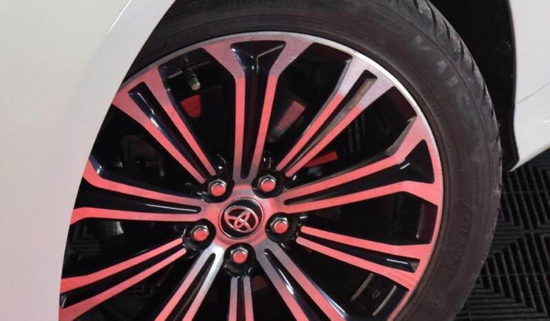 
								TOYOTA COROLLA  SEG AT HIBRIDO 1.8 AT full									