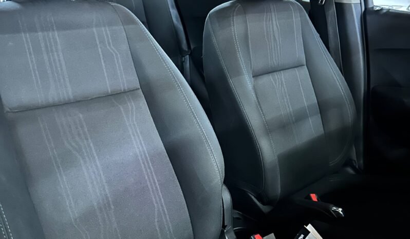 
								CHEVROLET TRACKER LT AT 1.8 full									