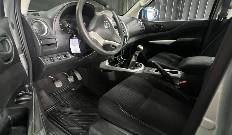 
								NISSAN FRONTIER NP300 2.5 DIESEL  MT 4X4 full									