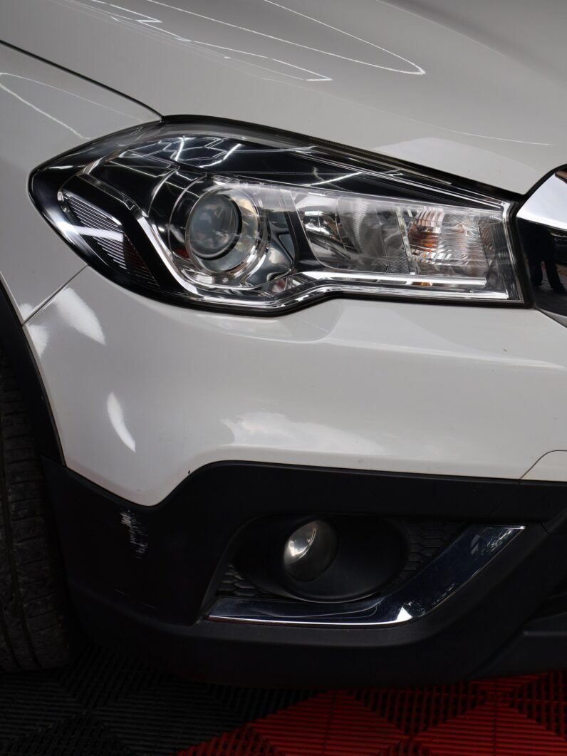 
								SUZUKI S-CROSS 2WD GL AT 4×2 full									