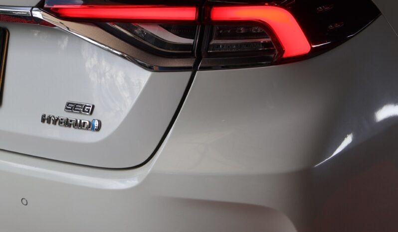 
								TOYOTA COROLLA  SEG AT HIBRIDO 1.8 AT full									