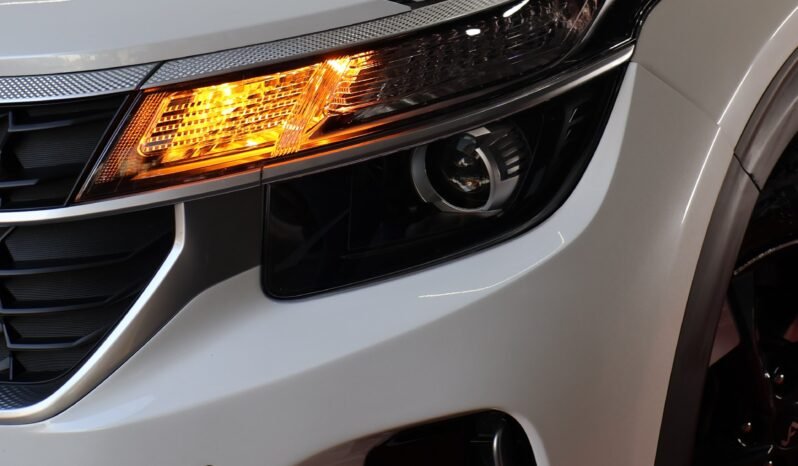 
								KIA SELTOS EMOTION 2.0 AT 4X2 full									