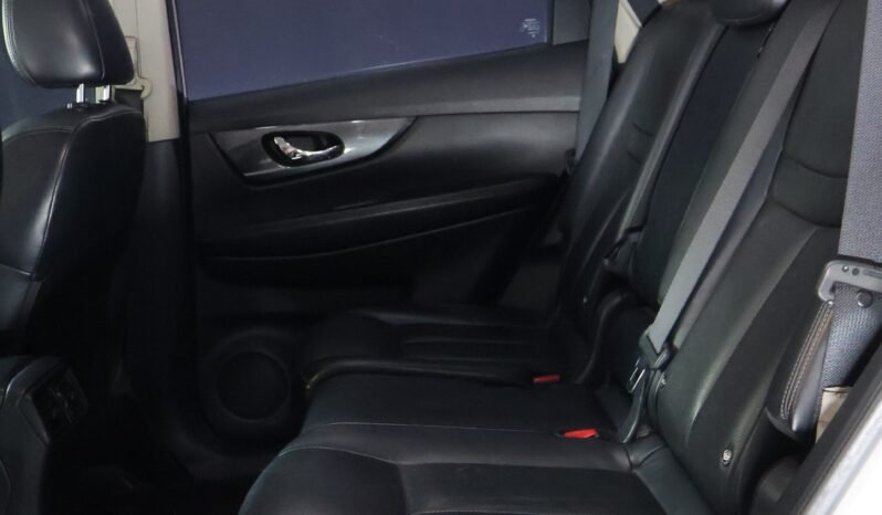 
								NISSAN XTRAIL EXCLUSIVE 2.5 AT 4X4 full									