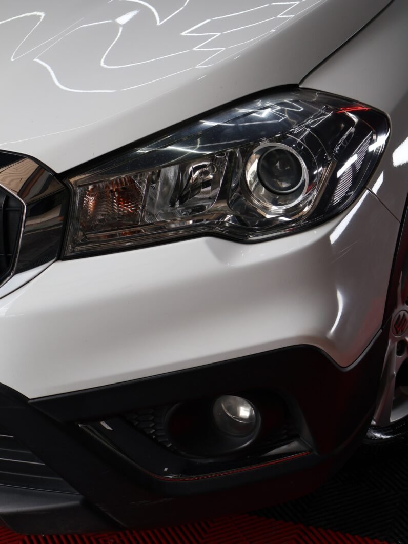 
								SUZUKI S-CROSS 2WD GL AT 4×2 full									