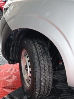 
										NISSAN NP300 FRONTIER-ESTACAS GASOLINA 4X2 MT full									