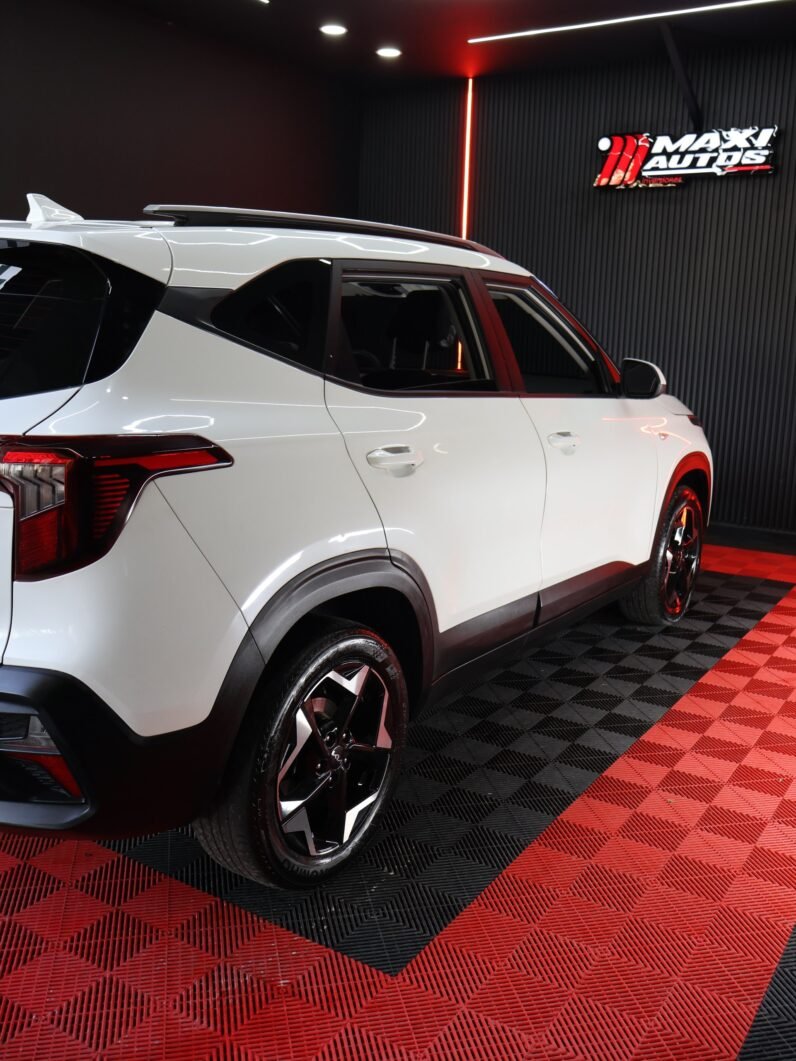 
								KIA SELTOS EMOTION 2.0 AT 4X2 full									