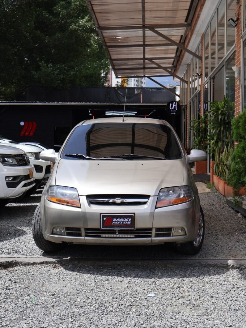 
								CHEVROLET AVEO  SD 1.6 MT full									