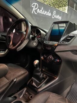 FORD FIESTA SE MT HB
