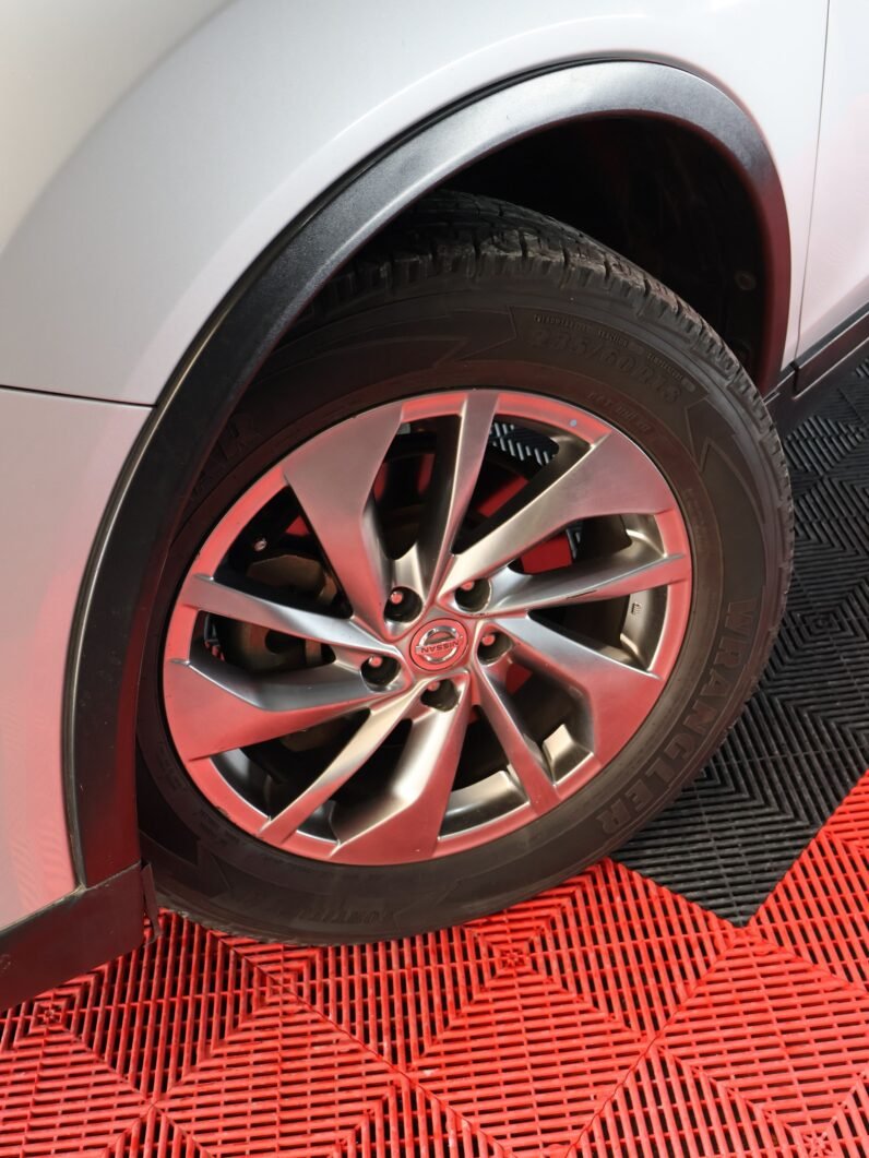 
								NISSAN XTRAIL EXCLUSIVE 2.5 AT 4X4 full									