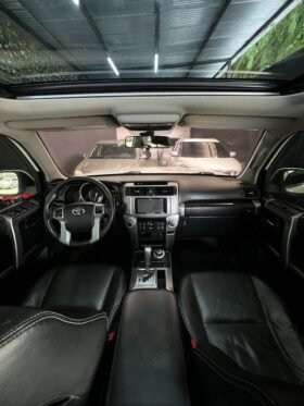 TOYOTA 4RUNNER SR5 4.0 AT 4X4