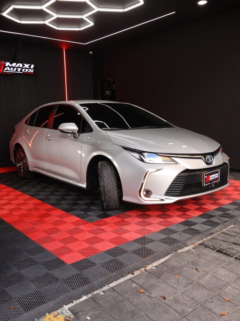 
								TOYOTA COROLLA XEI AT 1.8 HIBRIDO full									