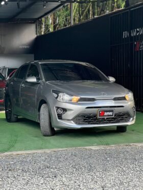 KIA RIO EMOTION 1.400L MT HB