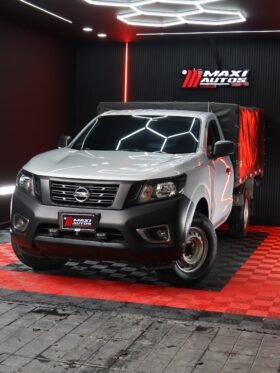 NISSAN NP300 FRONTIER-ESTACAS GASOLINA 4X2 MT